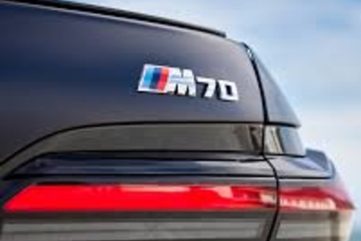 M70 Badge